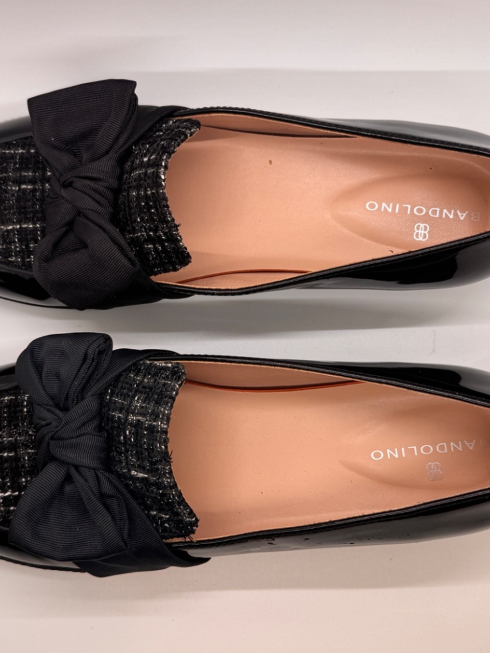 Bandolino Black Patent Loafers with Bow & Tweed Detail Women’s Size 7.5 Dress Sh - Picture 4 of 7